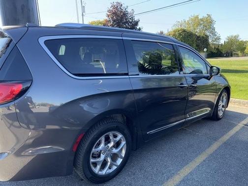 2018 Chrysler Pacifica Limited