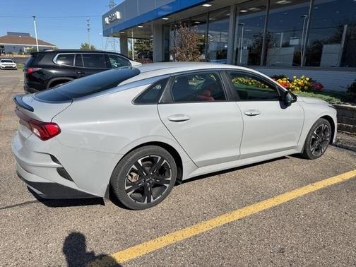 2024 Kia K5 GT-Line