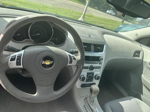 2011 Chevrolet Malibu LS