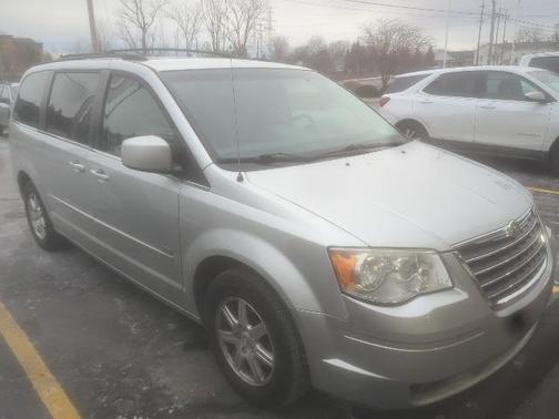 2008 Chrysler Town & Country Touring