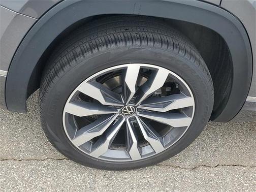 2022 Volkswagen Atlas 3.6L SEL Premium R-Line
