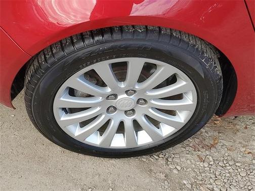 2013 Buick Regal Premium 1