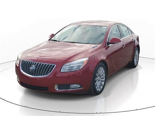 2013 Buick Regal Premium 1