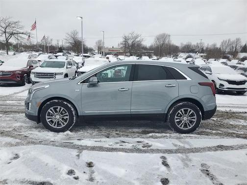 2023 Cadillac XT5 Premium Luxury