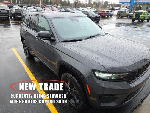 2024 Jeep Grand Cherokee Laredo