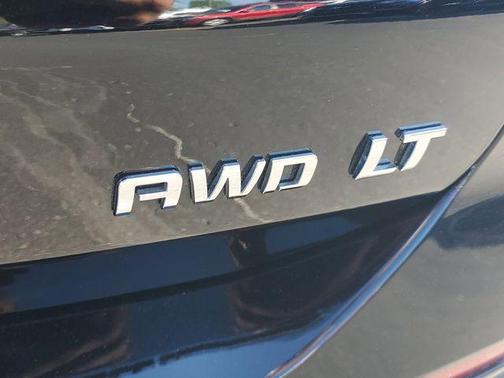 Mosaic Black Metallic 2024 Chevrolet Equinox LT