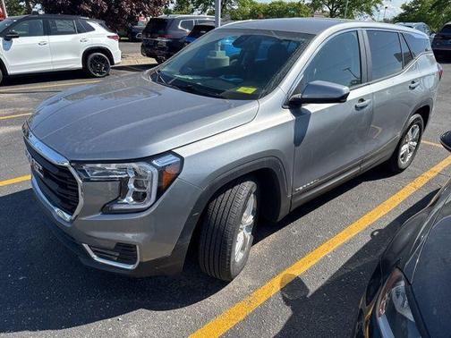 Sterling 2024 GMC Terrain SLE