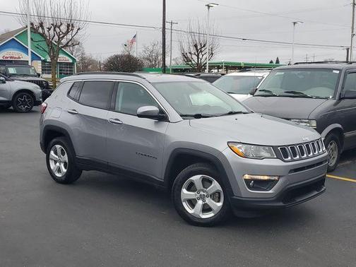 Billet Silver Metallic Clearcoat 2019 Jeep Compass Latitude