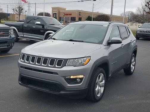 Billet Silver Metallic Clearcoat 2019 Jeep Compass Latitude