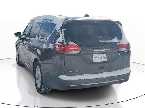 2020 Chrysler Pacifica Touring-L