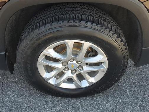2021 Chevrolet Traverse LT Cloth