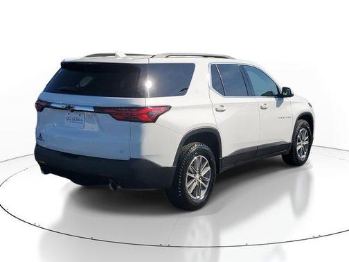 Summit White 2023 Chevrolet Traverse LT Cloth