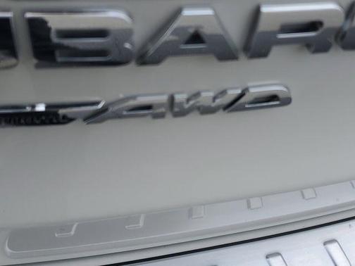 Crystal White Pearl 2024 Subaru Ascent Premium