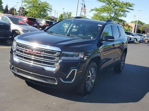 Midnight Blue Metallic 2022 GMC Acadia SLE