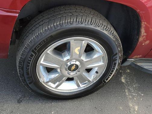 Red Jewel Tintcoat 2009 Chevrolet Suburban 1500 LTZ