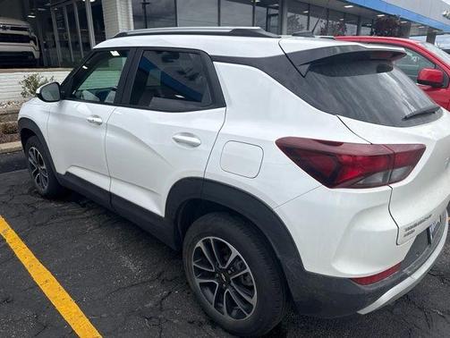 Summit White 2024 Chevrolet Trailblazer LT