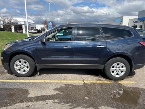 2016 Chevrolet Traverse LS