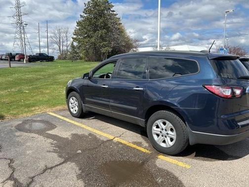 2016 Chevrolet Traverse LS