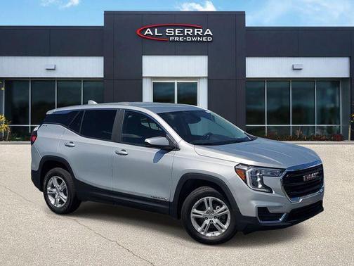 Quicksilver Metallic 2022 GMC Terrain SLE