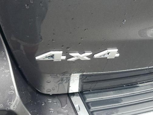 Granite Crystal Clearcoat Metallic 2019 Jeep Grand Cherokee Limited