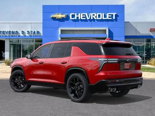 Radiant Red Tintcoat 2026 Chevrolet Traverse RS