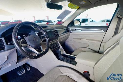 2022 Volkswagen Atlas 3.6L SEL Premium