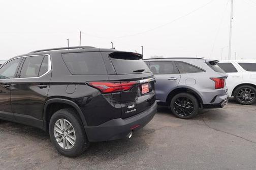 2022 Chevrolet Traverse LT Cloth