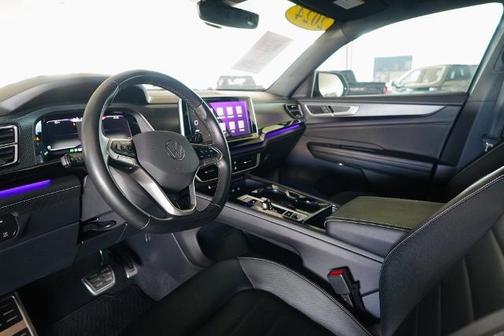 2024 Volkswagen Atlas Cross Sport 2.0T SEL
