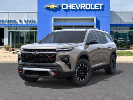 Sandstone Gray 2026 Chevrolet Traverse AWD Z71
