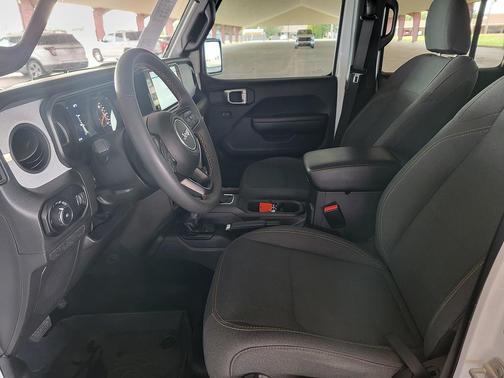 Bright White Clearcoat 2024 Jeep Wrangler Sport S