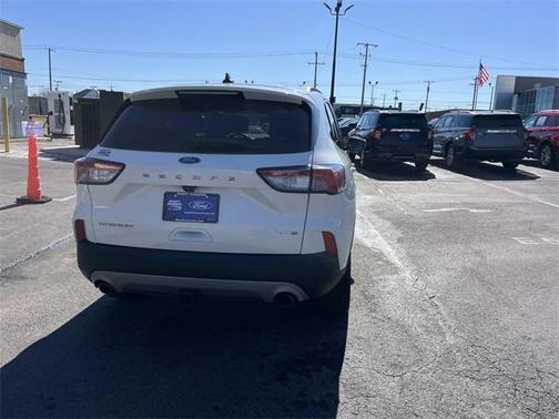 2020 Ford Escape Titanium
