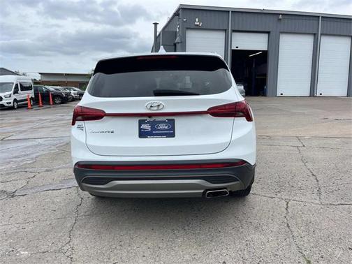 2021 Hyundai SANTA FE SE