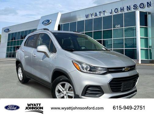 Silver Ice Metallic 2017 Chevrolet Trax LT