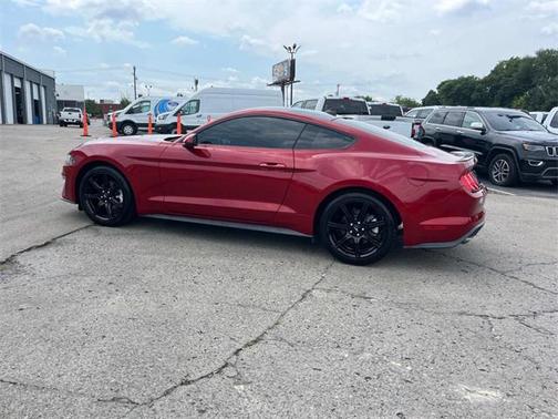 2020 Ford Mustang EcoBoost