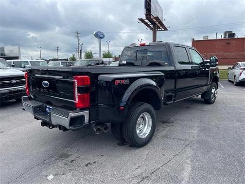 2025 Ford F-350 Lariat