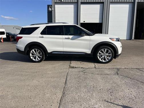 2022 Ford Explorer Platinum