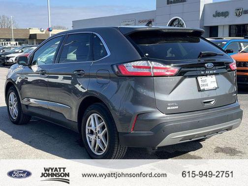 Gray Metallic 2024 Ford Edge SEL
