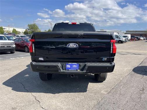 2025 Ford F-150 Lightning Flash