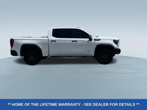 Summit White 2024 GMC Sierra 1500 AT4X
