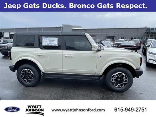 2025 Ford Bronco Outer Banks