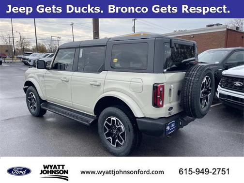 2025 Ford Bronco Outer Banks
