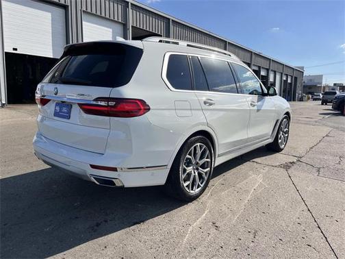 2022 BMW X7 xDrive40i