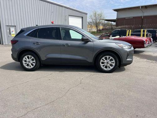 Carbonized Gray Metallic 2024 Ford Escape Active