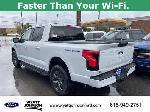 2025 Ford F-150 Lightning Flash