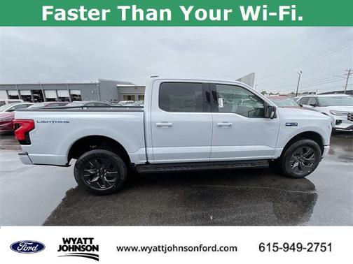 2025 Ford F-150 Lightning Flash