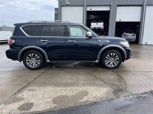 2017 Nissan Armada SL