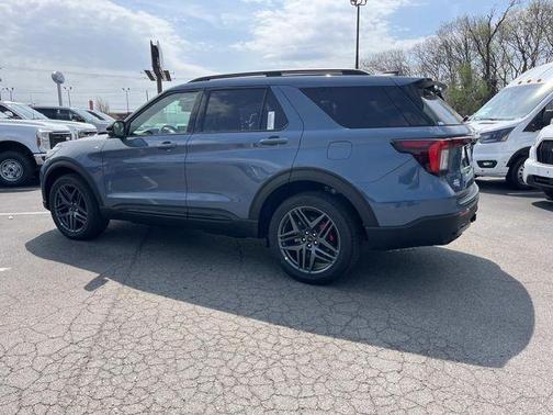 Vapor Blue Metallic 2026 Ford Explorer ST-Line