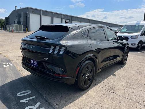 2021 Ford Mustang Mach-E California Route 1