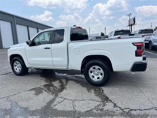 2022 Nissan Frontier S