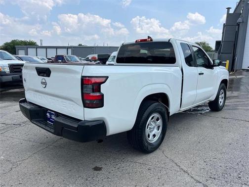 2022 Nissan Frontier S